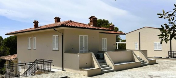 1 bedroom Apartment in Livorno, Italy No. 269835 18