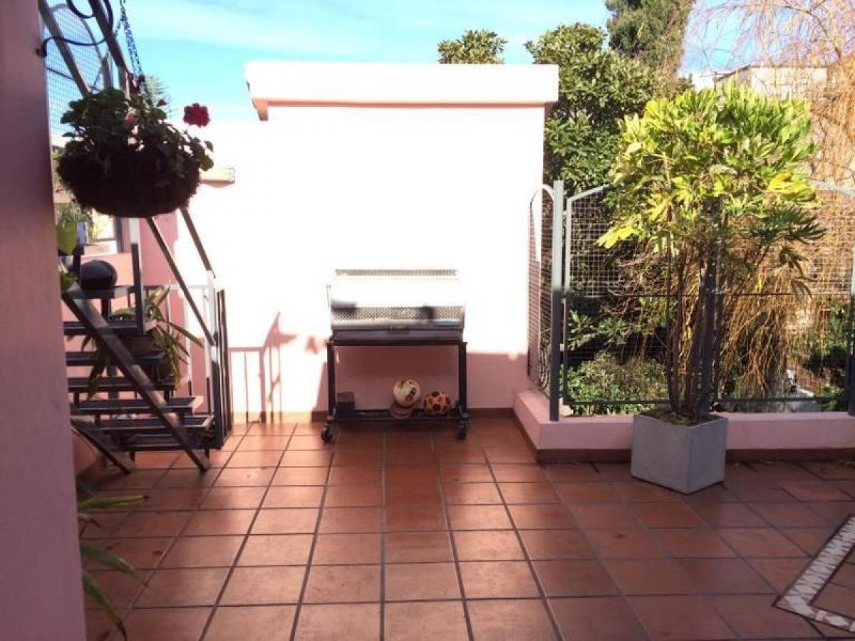 4 bedrooms House in Tres de Febrero, Argentina No. 54120