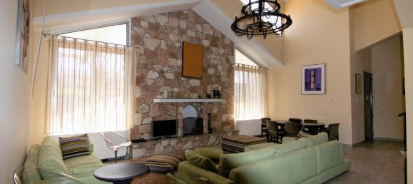 4 Schlafzimmer Villa in Paralimni, Cyprus, Nr. 22682 9