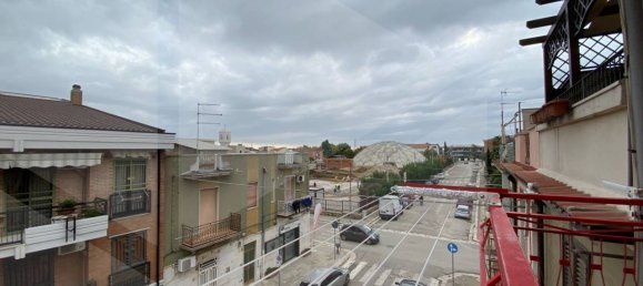 3 rooms Apartment in San Severo, Italy No. 20779 5