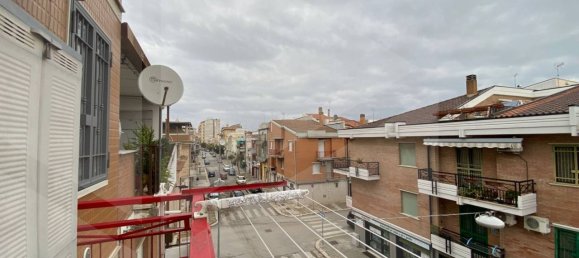 3 rooms Apartment in San Severo, Italy No. 20779 4