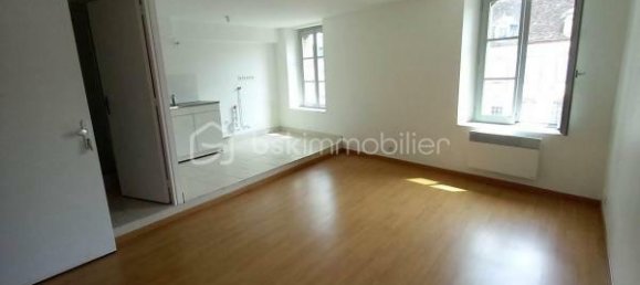 Edificio de 14 habitaciónes en La Ferte-Vidame, France No. 349905 10