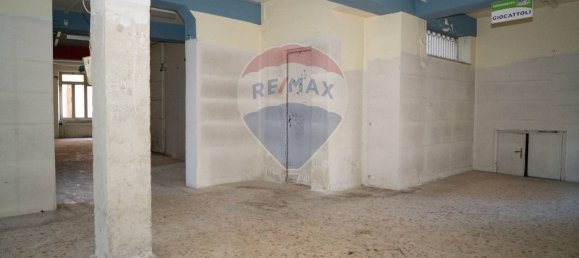 Gewerbliche Immobilie in Enna, Italy 290m², Nr. 55136 7