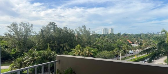 1 dormitorio propiedad comercial en venta en Miami, Miami-Dade, Florida, USA № 615039 20