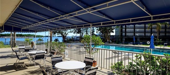 1 dormitorio propiedad comercial en venta en Miami, Miami-Dade, Florida, USA № 615039 28