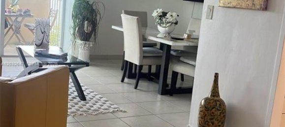 1 dormitorio propiedad comercial en venta en Miami, Miami-Dade, Florida, USA № 615039 11