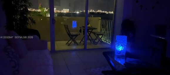 1 dormitorio propiedad comercial en venta en Miami, Miami-Dade, Florida, USA № 615039 3