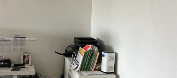 1 dormitorio propiedad comercial en venta en Miami, Miami-Dade, Florida, USA № 615039 7