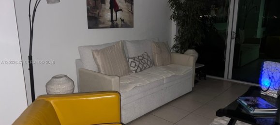 1 dormitorio propiedad comercial en venta en Miami, Miami-Dade, Florida, USA № 615039 8