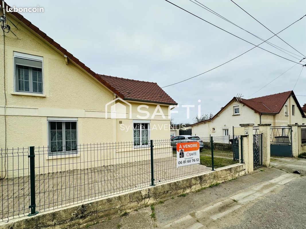 Casa de 2 dormitorios en Ciry-Salsogne, France No. 218373