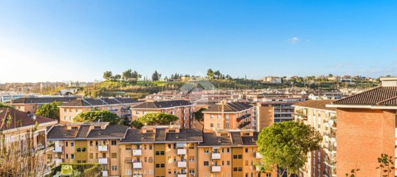 4 bedrooms Apartment in Rome, Italy No. 61122 34