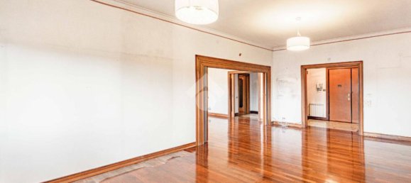 4 bedrooms Apartment in Rome, Italy No. 61122 14