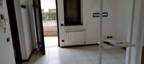 3 rooms Apartment in Gerenzano, Italy No. 185308 18