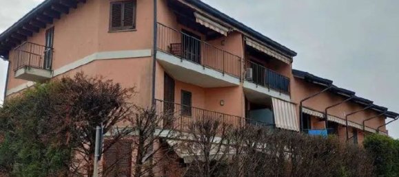 3 rooms Apartment in Gerenzano, Italy No. 185308 5