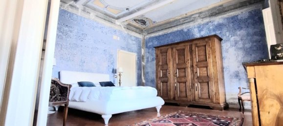 5 rooms Apartment in Prato, Italy No. 163718 10
