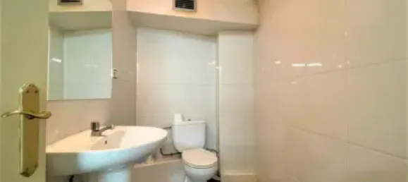 Büro in Chartered Community of Navarre, Spain 200m², Nr. 124922 6