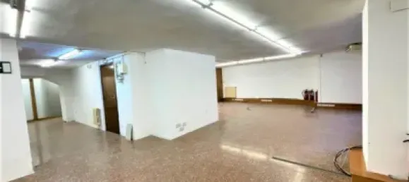 Büro in Chartered Community of Navarre, Spain 200m², Nr. 124922 10