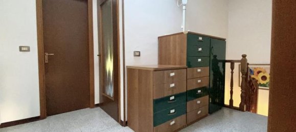 4 rooms Apartment in Soliera, Italy No. 224891 6