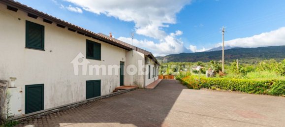 10 bedrooms House in Linguaglossa, Italy No. 163934 10