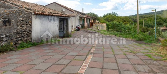 10 bedrooms House in Linguaglossa, Italy No. 163934 16