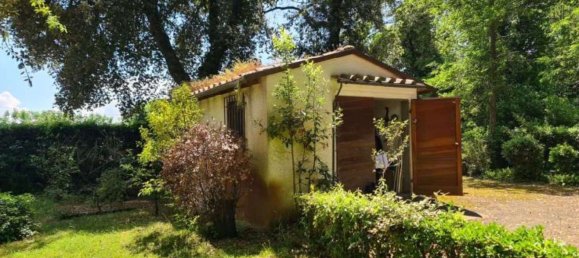 24 rooms Villa in Pietrasanta, Italy No. 197079 4