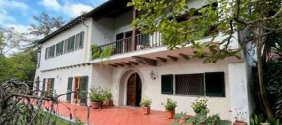 24 rooms Villa in Pietrasanta, Italy No. 197079 7