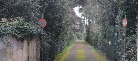 24 rooms Villa in Pietrasanta, Italy No. 197079 18