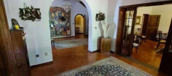 24 rooms Villa in Pietrasanta, Italy No. 197079 5