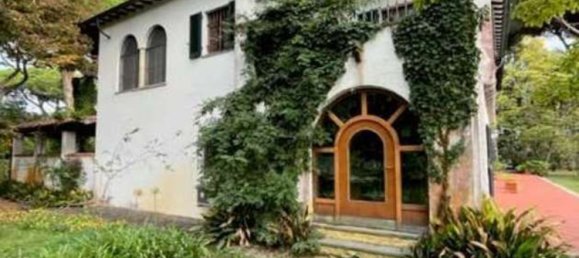 24 rooms Villa in Pietrasanta, Italy No. 197079 8