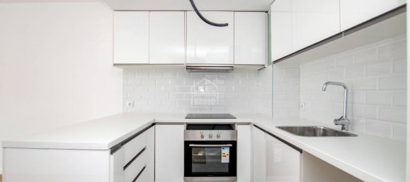 Apartamento de 2 dormitorios en Mahon, Spain No. 5758 9