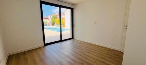 4 Schlafzimmer Haus in Saint-Just-Saint-Rambert, France, Nr. 339078 9