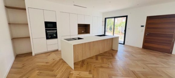 4 Schlafzimmer Haus in Saint-Just-Saint-Rambert, France, Nr. 339078 5