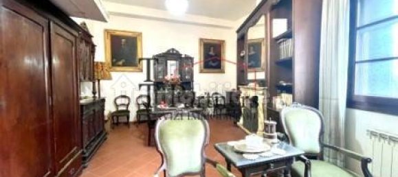 3 bedrooms House in Campi Bisenzio, Italy No. 283879 4