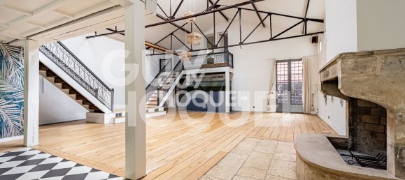 3 bedrooms Villa in Colombes, France No. 175248 5