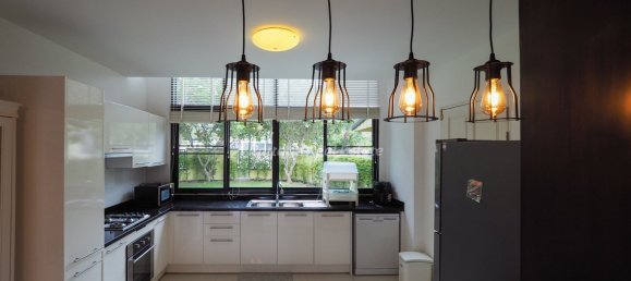 Дом с 4 спальнями в Банг Ламунг, Таиланд № 57784 6