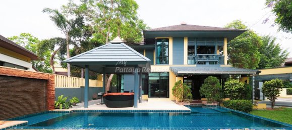 Дом с 4 спальнями в Банг Ламунг, Таиланд № 57784 2