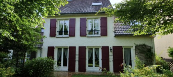 4 bedrooms House in Seine-et-Marne, France No. 346179 2