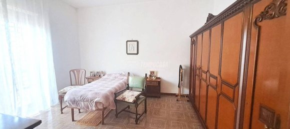 2 bedrooms House in Adelfia, Italy No. 10465 13