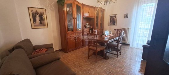 2 bedrooms House in Adelfia, Italy No. 10465 5