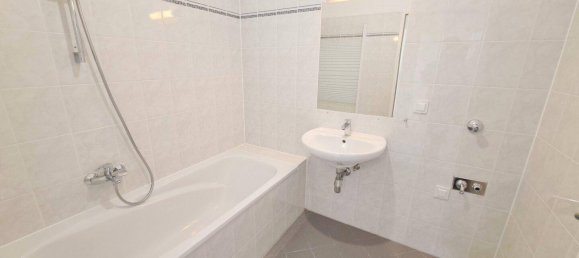 2 rooms Apartment in Hernals, Austria No. 180093 8