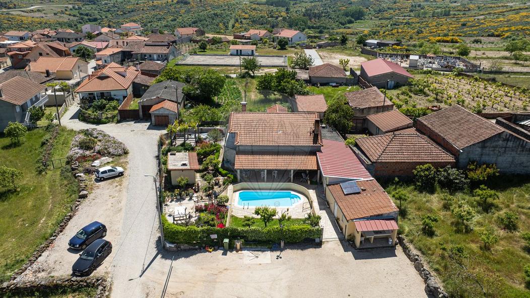 4 bedrooms House in Valpacos, Portugal No. 186257