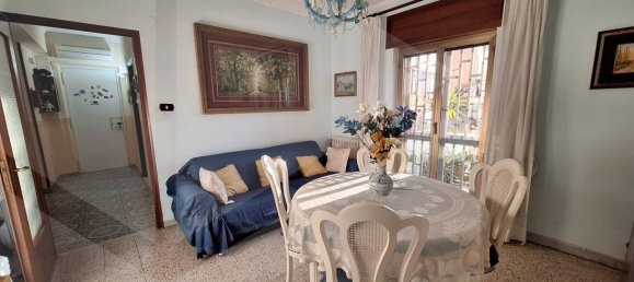 3-Zimmer Gewerbliche Immobilie in Naples, Italy, Nr. 34484 7