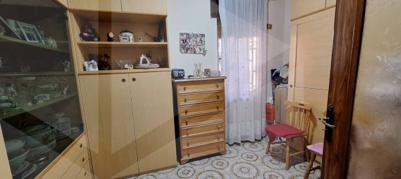 3-Zimmer Gewerbliche Immobilie in Naples, Italy, Nr. 34484 21