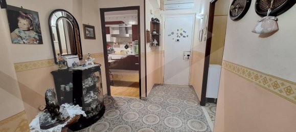 3-Zimmer Gewerbliche Immobilie in Naples, Italy, Nr. 34484 20