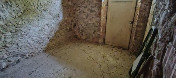 6 bedrooms House in Feltre, Italy No. 330682 9