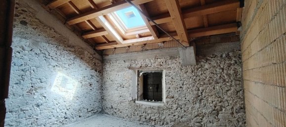 6 bedrooms House in Feltre, Italy No. 330682 25