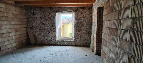 6 bedrooms House in Feltre, Italy No. 330682 18