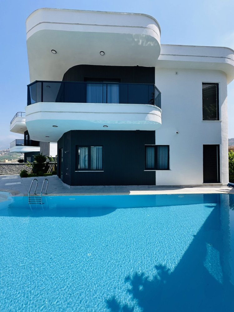 Villa 3+1 in Alanya, Turkey, Nr. 49352