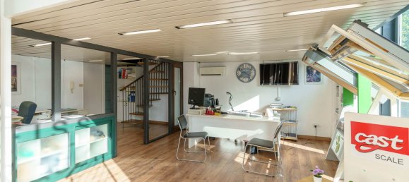 2غرفة عقار تجاري في Catania, Italy رقم 154303 11