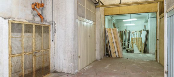 2غرفة عقار تجاري في Catania, Italy رقم 154303 26